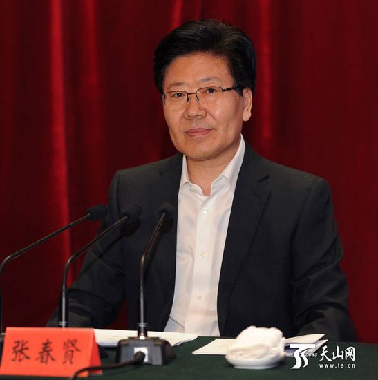 張春賢談反恐:打擊和教育疏導(dǎo)“兩手都要硬”