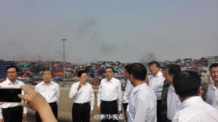 李克強抵達(dá)天津爆炸事故現(xiàn)場