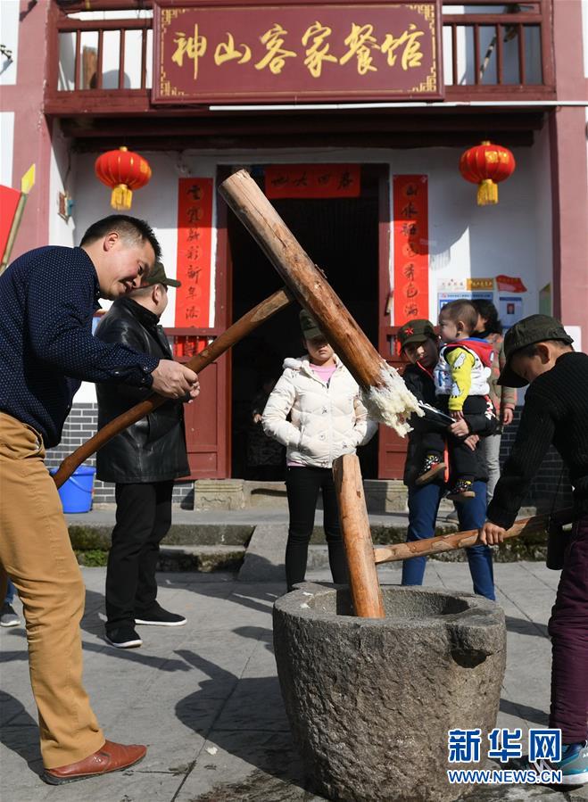 (新華全媒頭條·圖文互動)(6)行程萬里 人民至上——習(xí)近平總書記春節(jié)考察足跡回訪